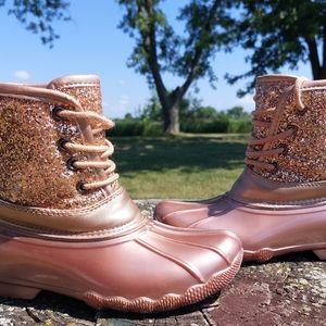Girls Glitter Duck Boots by Josmo Size 3